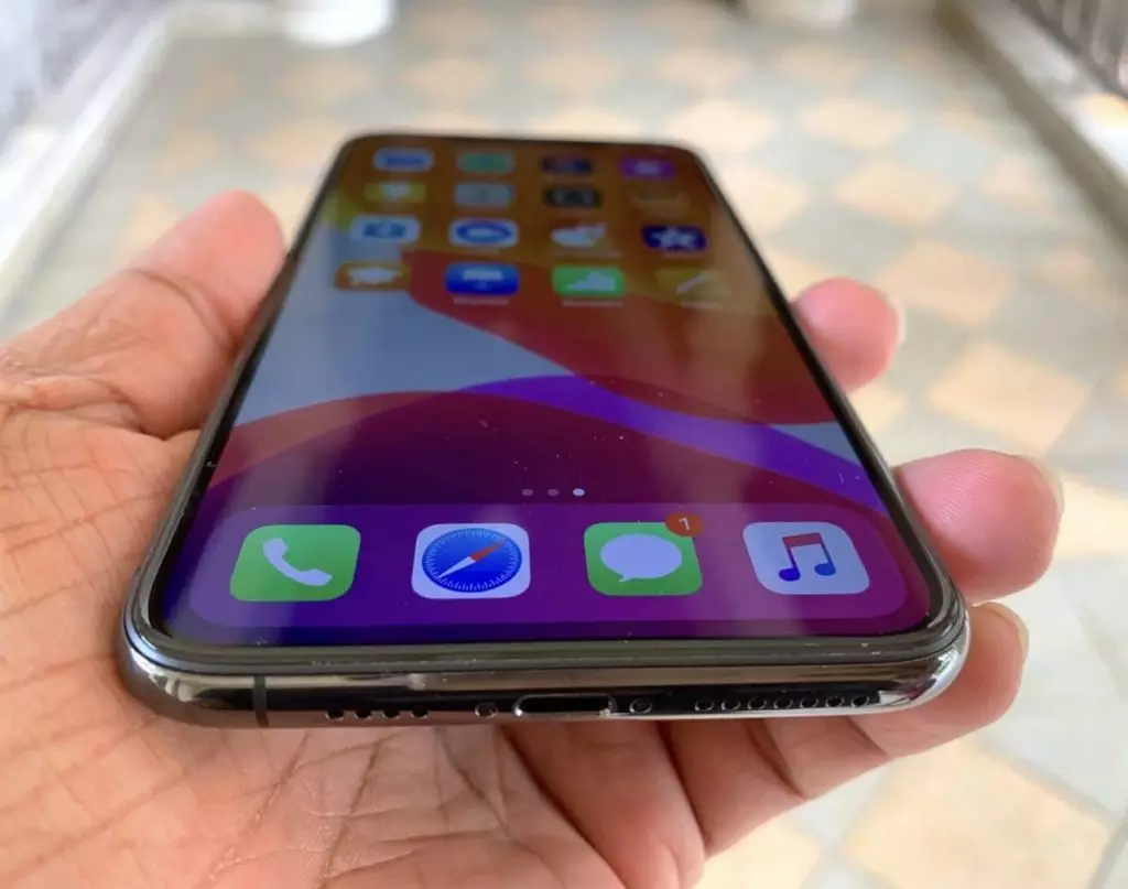 Iphone 11 Pro Max Unboxing Photos Space Gray Color